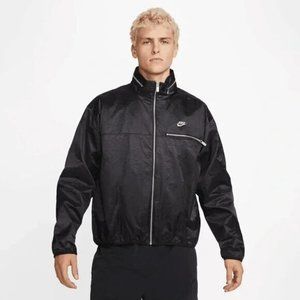 Nike Circa Black Rain Repellent Men’s Jacket Size Medium NWT Vented Zip
